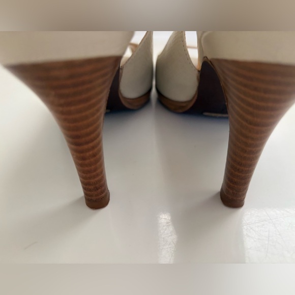 Cole Haan  Nike air Cream Elegant Leather Peep Toe Heel Slingback Sz 8.5/3” Heel - Picture 5 of 14